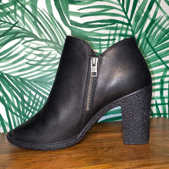 Timberland Black Leather Open Toe Bootie Women’s 9.5 - Picture 5 of 9